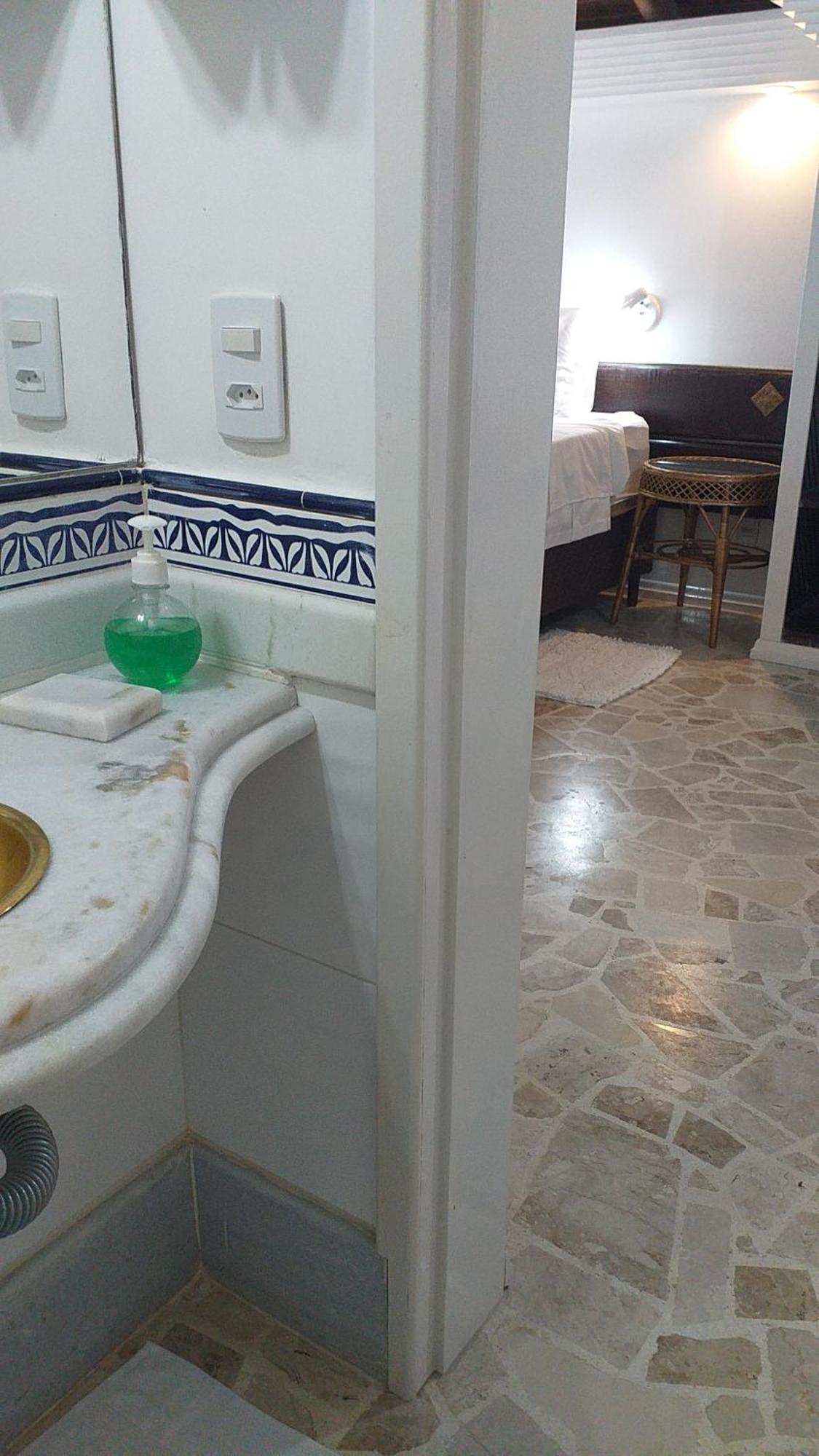 בומבינאס Czaritza Apart Hotel מראה חיצוני תמונה