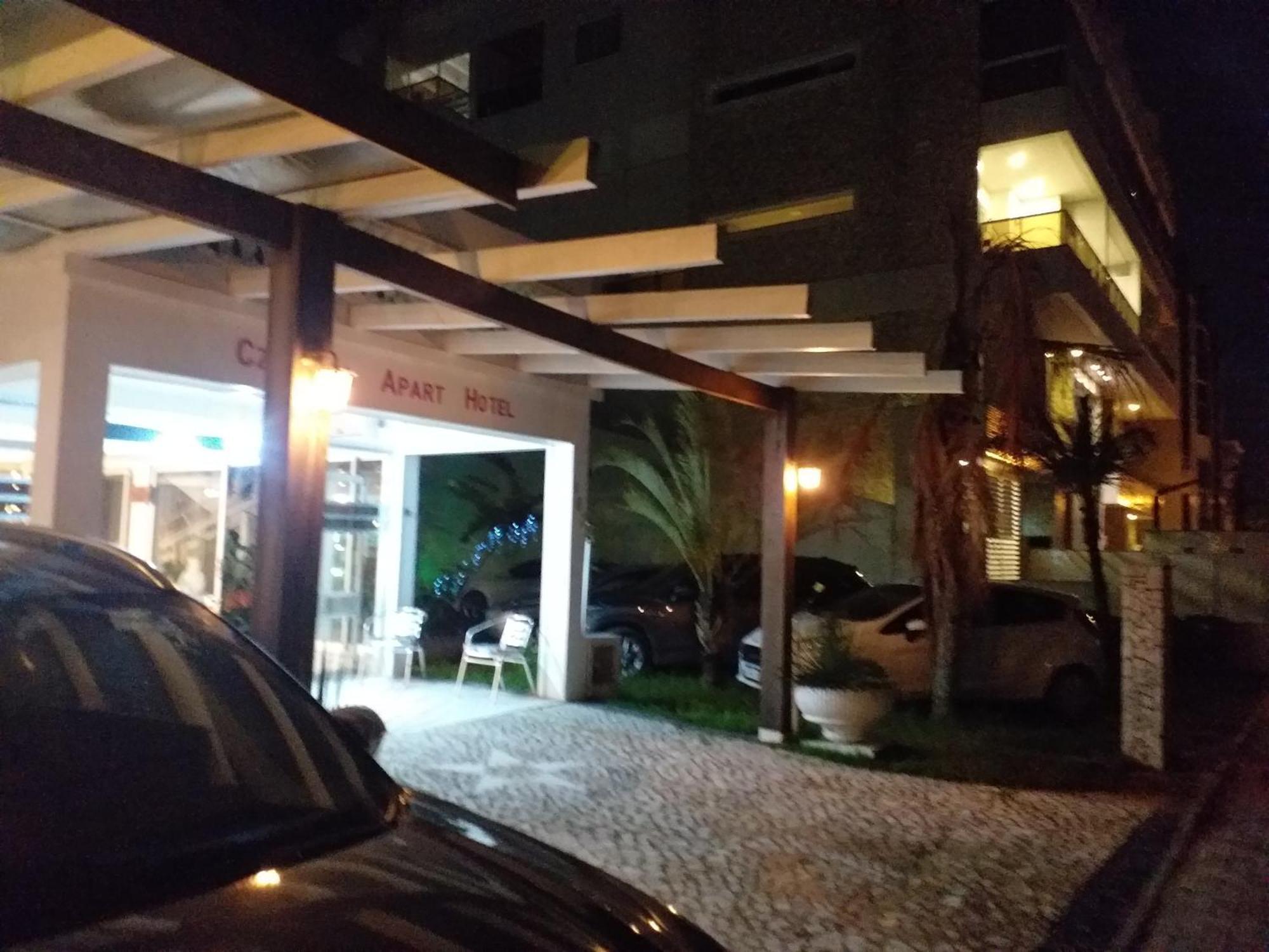 בומבינאס Czaritza Apart Hotel מראה חיצוני תמונה